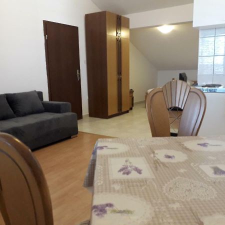 Apartments Dalmacija ポドストラナ エクステリア 写真