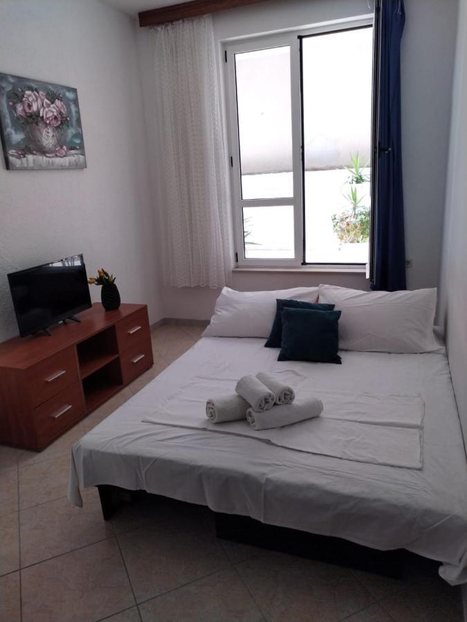 Apartments Dalmacija ポドストラナ エクステリア 写真