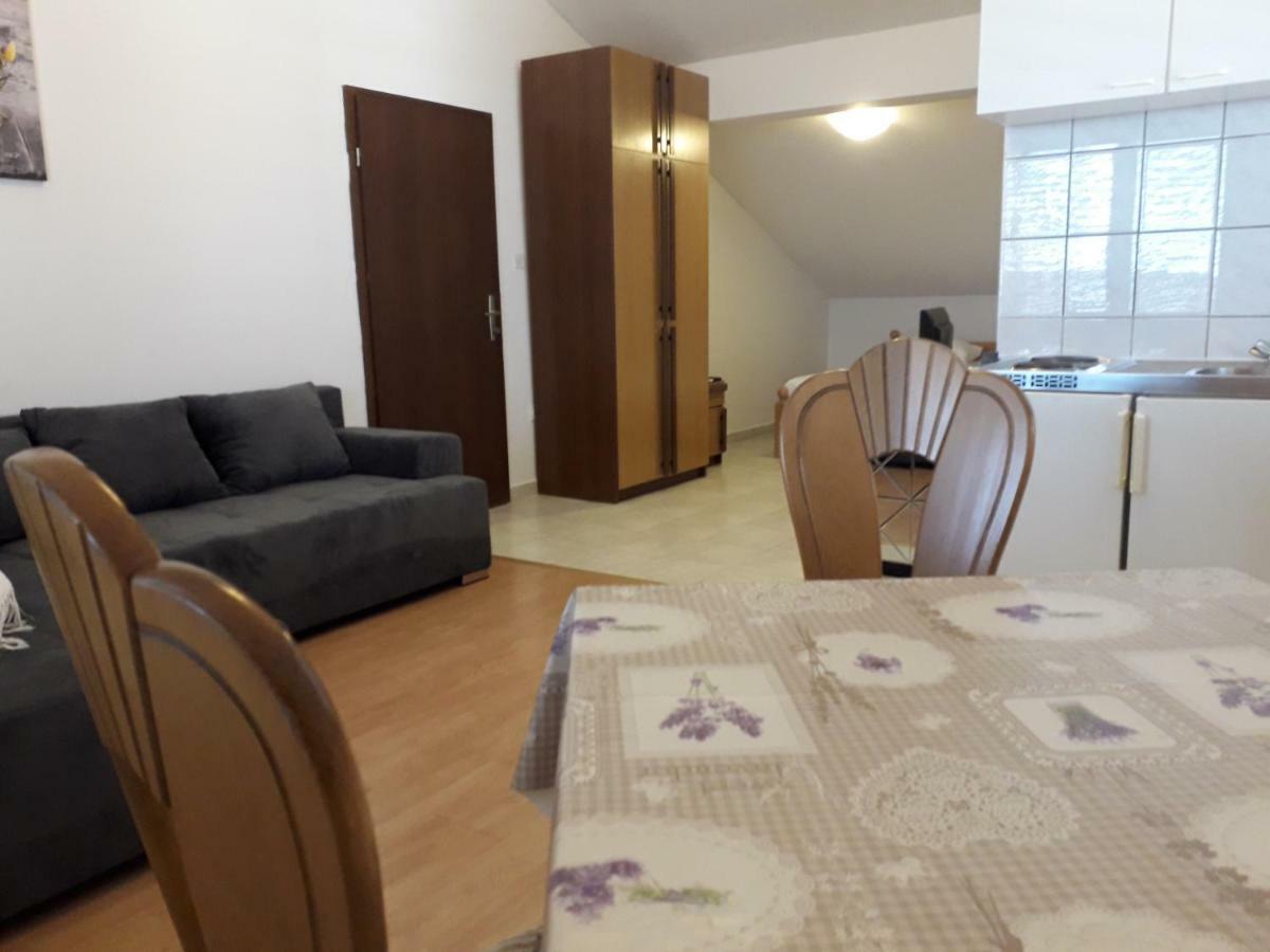 Apartments Dalmacija ポドストラナ エクステリア 写真