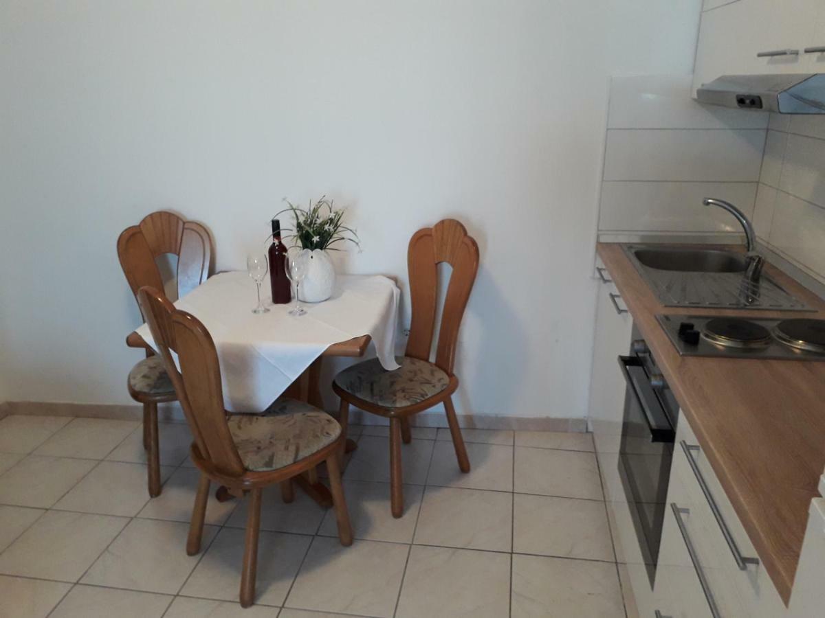 Apartments Dalmacija ポドストラナ エクステリア 写真