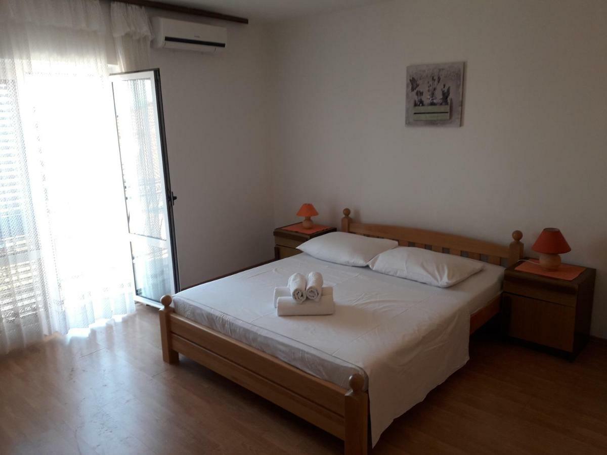 Apartments Dalmacija ポドストラナ エクステリア 写真